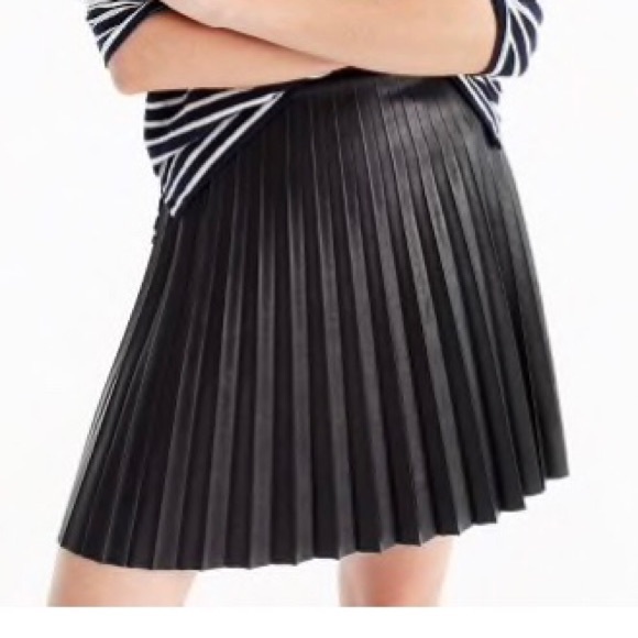 J. Crew Dresses & Skirts - 🎉SOLD🎉NWT! J. Crew faux black pleated skirt